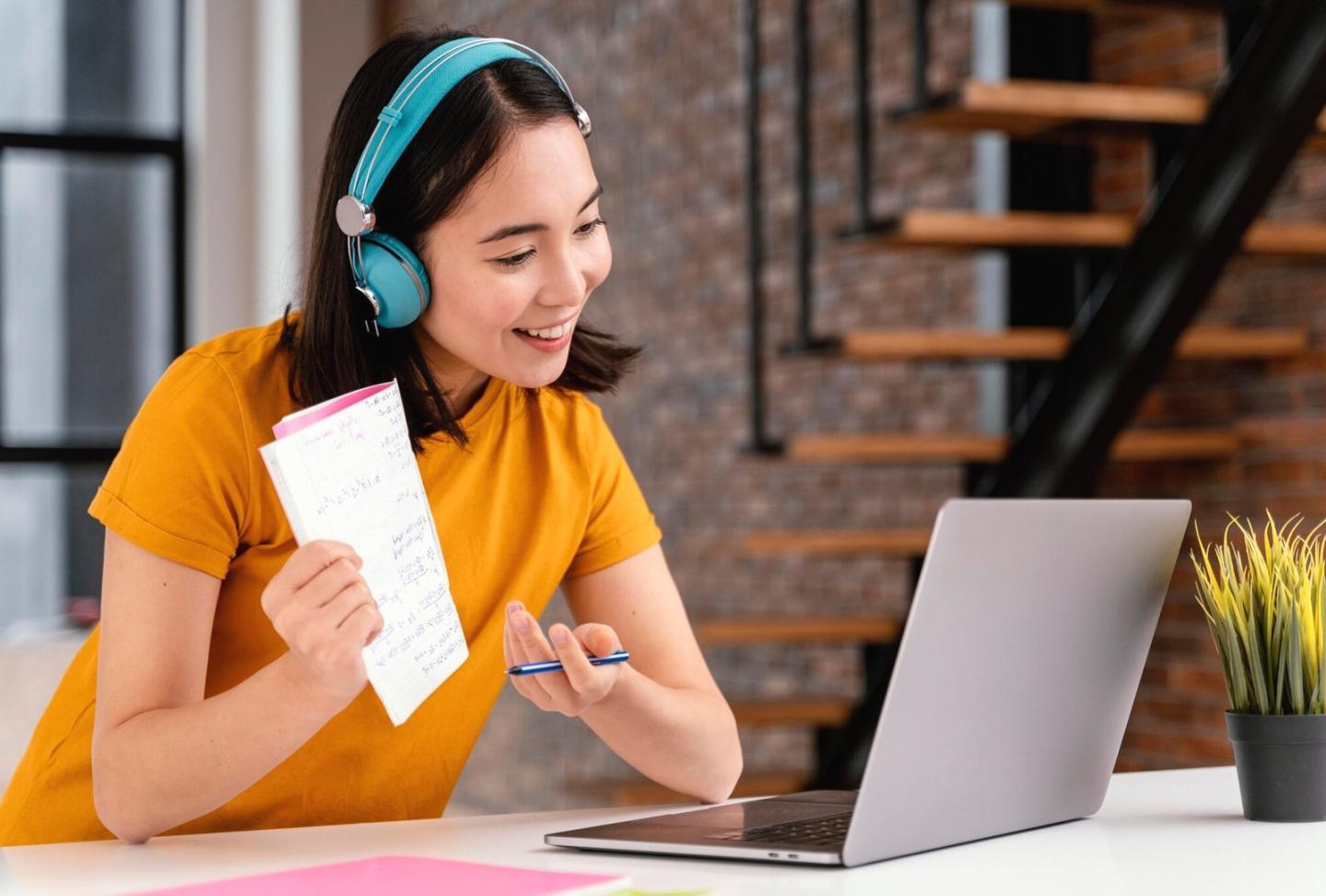 Ilustrasi proses pemodelan finansial yang terstruktur dan aplikatif